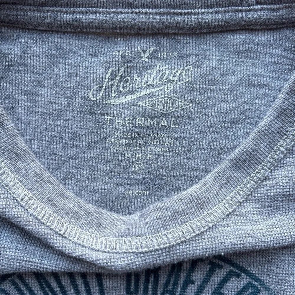 American Eagle Mens M Thermal Shirt Gray Graphic‎ Long Sleeve Waffle Knit
